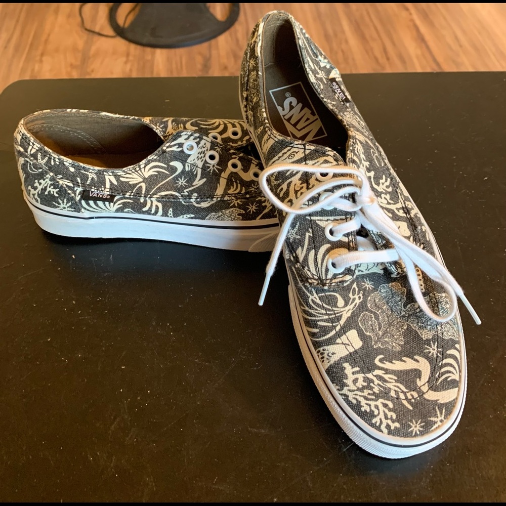 Vans women’s size 9